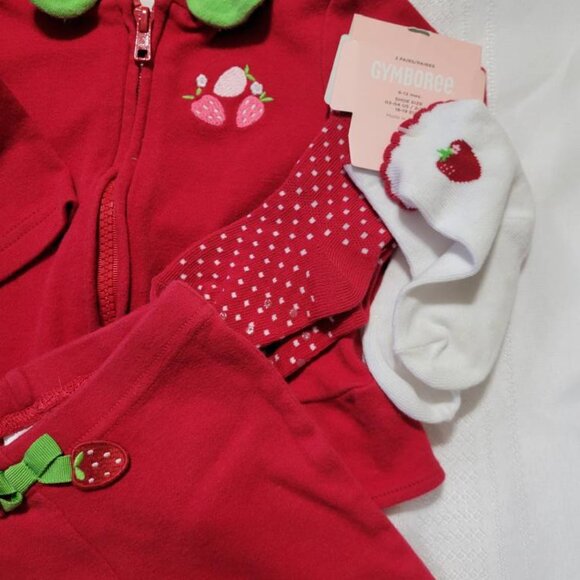 Gymboree Strawberry lot used blanket, hooded top, pants romper NWT socks 6-12 mo - Picture 4 of 7